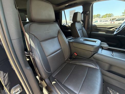 Used 2023 GMC Yukon Denali AWD/4WD image 20