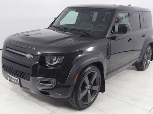 Used 2023 Land Rover Defender 110 V8 image 21