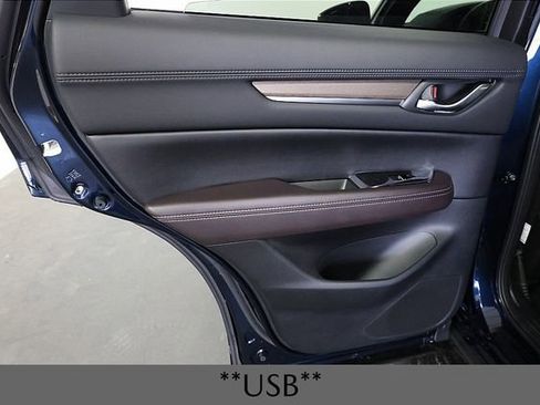 New 2025 MAZDA CX-5 Signature image 19