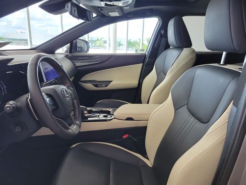 Certified 2024 Lexus NX 250 FWD image 24