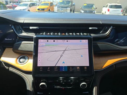 Used 2022 Jeep Grand Cherokee L Summit image 19