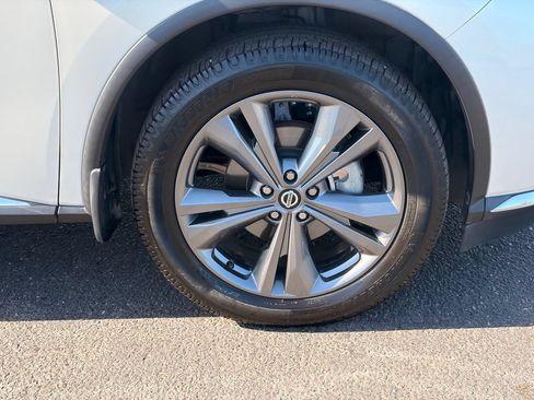Used 2021 Nissan Murano Platinum w/ Cargo Package FWD image 9