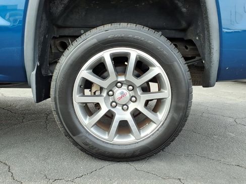 Used 2015 GMC Sierra 1500 Denali w/ Driver Alert Package image 23