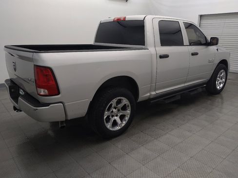 Used 2017 RAM 1500 Express AWD/4WD image 10