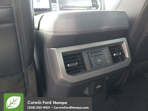 New 2026 Ford F250 Lariat w/ Black Appearance Package image 26