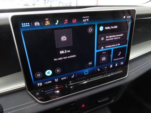 New 2026 Volkswagen Tiguan SE FWD image 16