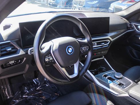 Certified 2023 BMW i4 eDrive35 w/ Premium Package image 17