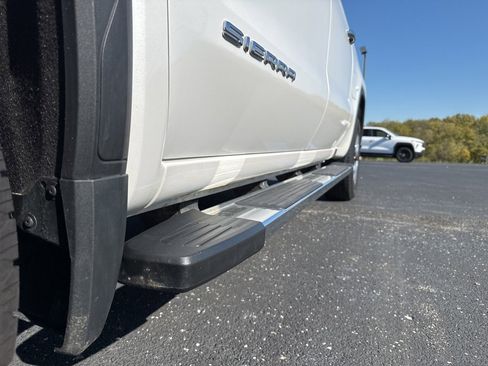 Used 2023 GMC Sierra 1500 SLT w/ SLT Premium Package image 10