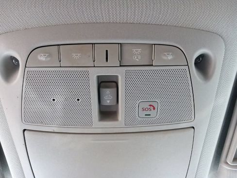 Used 2022 Nissan Armada Platinum w/ Captain's Chairs Package RWD image 27