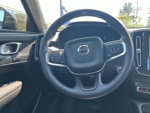 New 2026 Volvo XC40 B5 Plus w/ Protection Package Premier AWD/4WD image 25