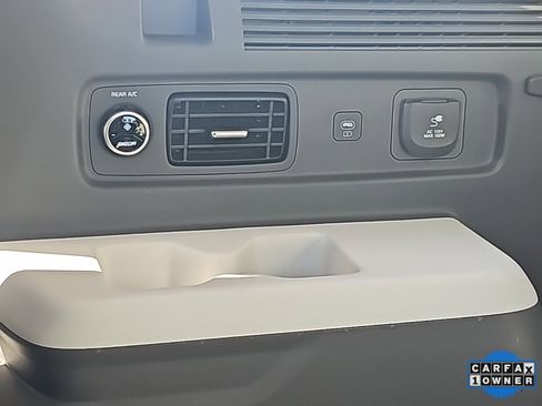 Used 2024 Hyundai Santa Fe Limited image 37