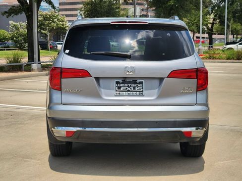 Used 2017 Honda Pilot Elite image 6