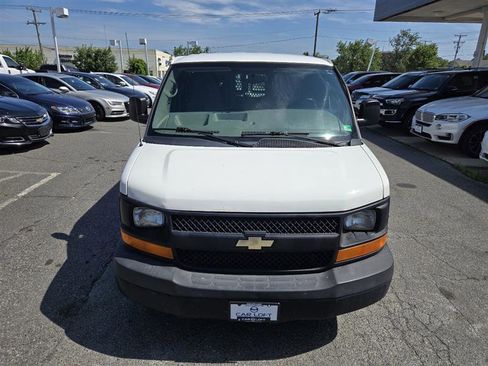 Used 2014 Chevrolet Express 1500 AWD image 3