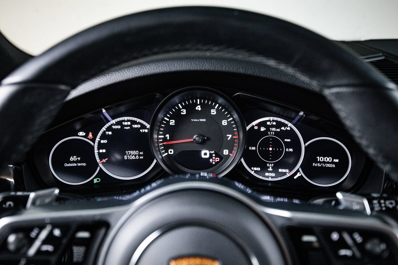 Certified 2023 Porsche Cayenne AWD/4WD image 15