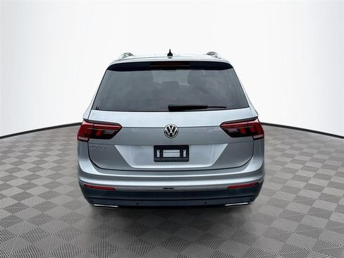 Used 2021 Volkswagen Tiguan SEL image 6