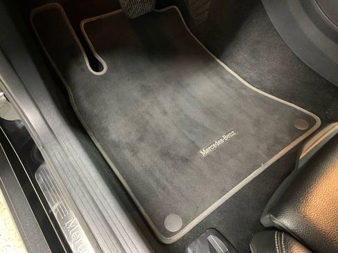 Used 2019 Mercedes-Benz GLA 250 4MATIC image 18