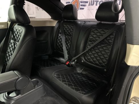 Used 2019 Volkswagen Beetle 2.0T Final Edition SEL image 33