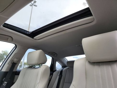 Used 2019 Honda Accord EX-L image 18