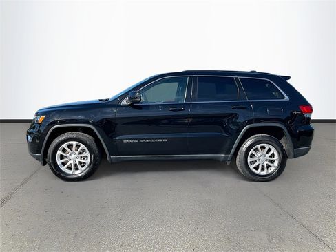 Certified 2022 Jeep Grand Cherokee Laredo X image 4