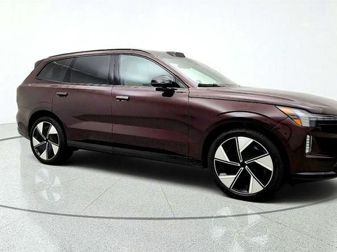 Used 2025 Volvo EX90 Ultra AWD/4WD image 3