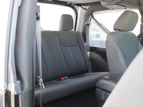 Used 2018 Jeep Wrangler Sport image 26