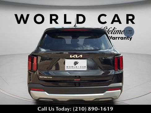 New 2026 Kia Sorento LX image 13