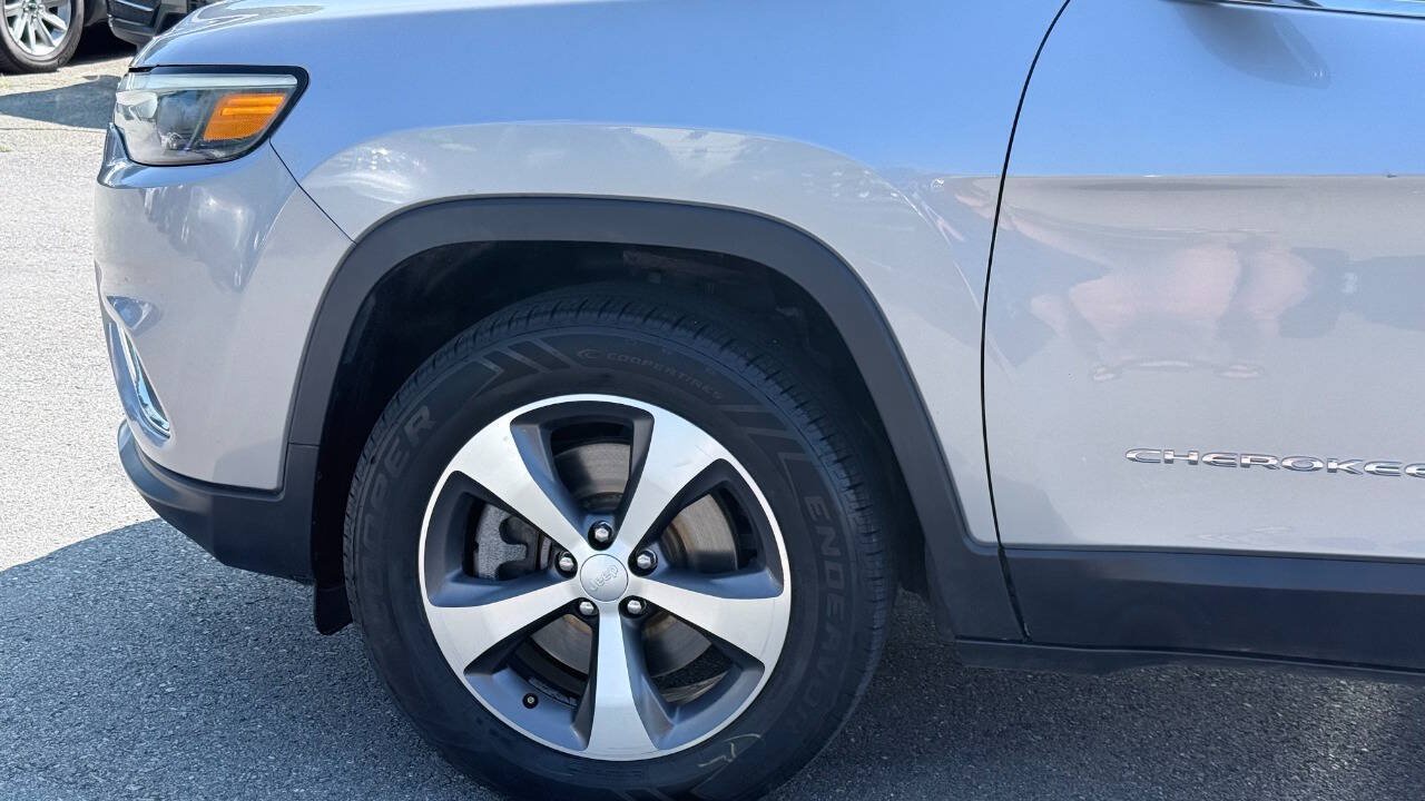 Used 2020 Jeep Cherokee Limited AWD/4WD image 8