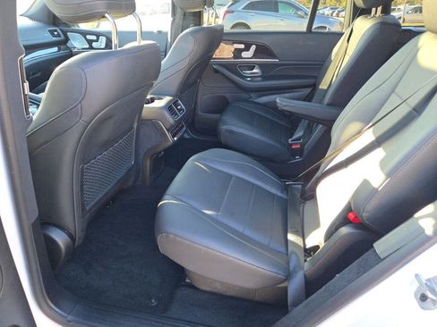 Used 2022 Mercedes-Benz GLS 450 4MATIC image 18