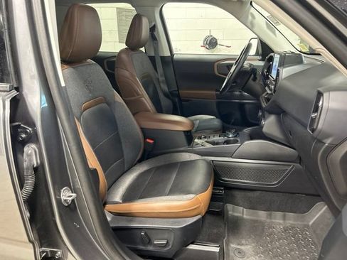 Used 2022 Ford Bronco Sport Outer Banks w/ Tech Package AWD/4WD image 12