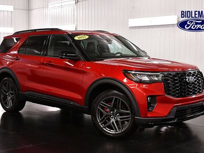 Used 2025 Ford Explorer ST-Line w/ Premium Package