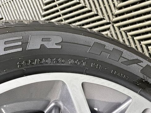 Used 2019 Jeep Grand Cherokee Limited image 33