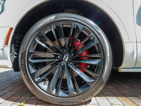 Used 2023 Bentley Bentayga Speed AWD/4WD image 66