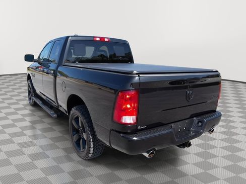 Used 2015 RAM 1500 Express w/ Black Ram 1500 Express Group AWD/4WD image 8