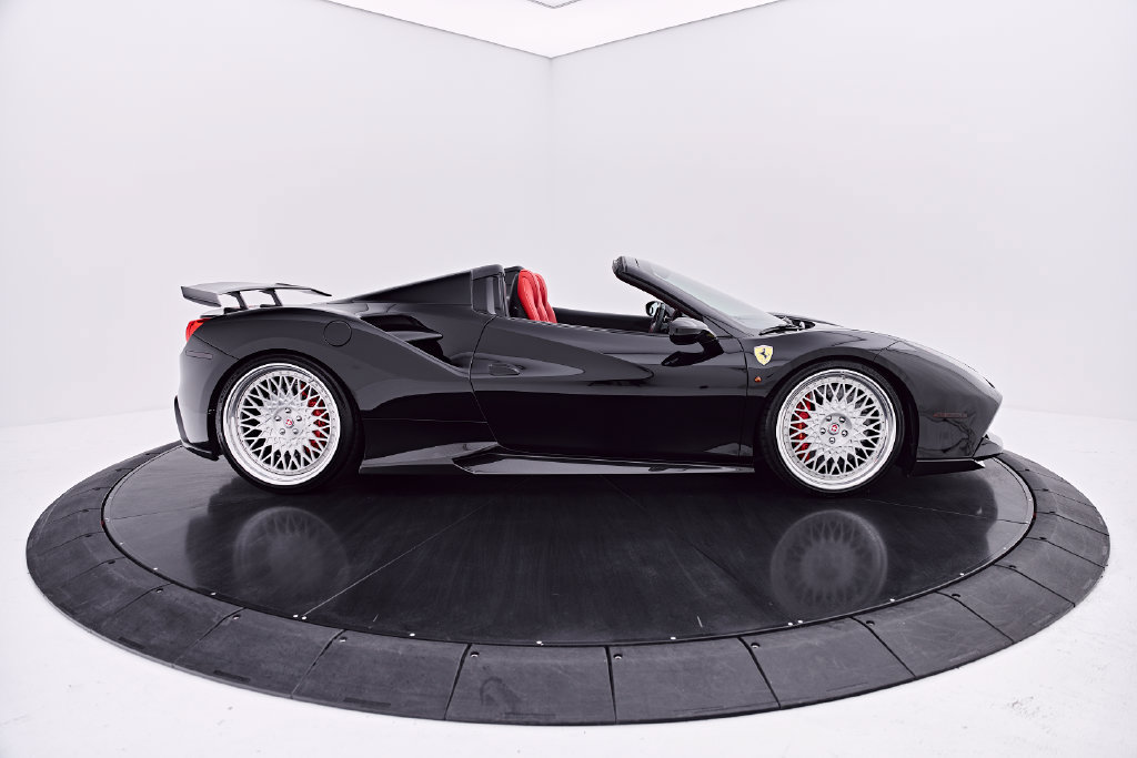 Used 2018 Ferrari 488 Spider RWD image 25