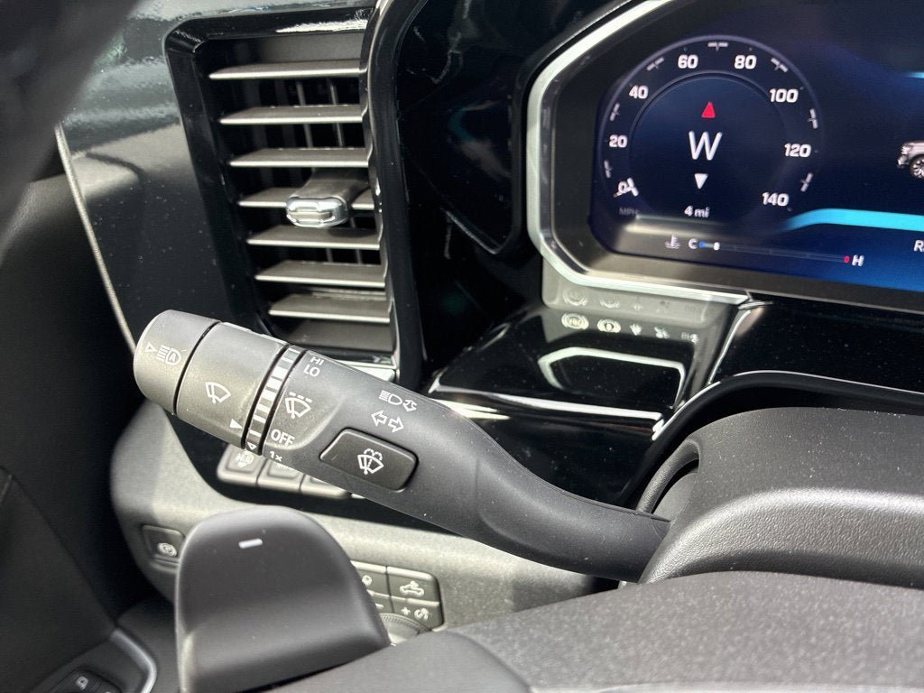 New 2026 Chevrolet Silverado 1500 High Country w/ Technology Package AWD/4WD image 19