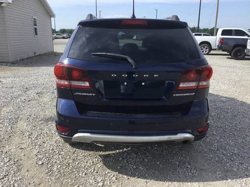 Used 2017 Dodge Journey Crossroad w/ Popular Equipment Group FWD image 4