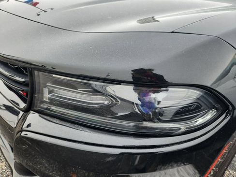 Used 2018 Dodge Charger SXT image 25