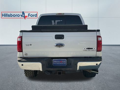 Used 2013 Ford F250 Lariat w/ Chrome Pkg image 9