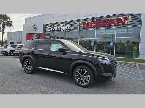 New 2026 Nissan Pathfinder Platinum FWD image 37