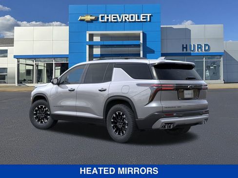 New 2025 Chevrolet Traverse Z71 w/ Enhanced Driving Package image 4