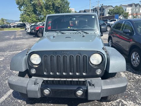 Used 2015 Jeep Wrangler Sport AWD/4WD image 2