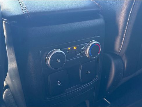 Used 2022 Ford Explorer ST-Line RWD image 27