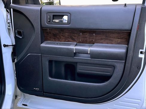 Used 2019 Ford Flex Limited AWD/4WD image 22