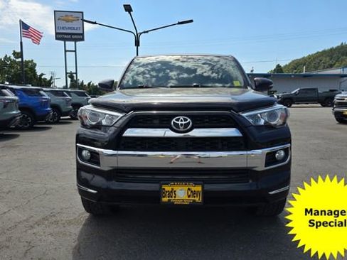 Used 2018 Toyota 4Runner SR5 image 2