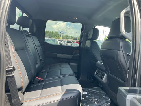 New 2026 Ford F250 Lariat w/ Chrome Package AWD/4WD image 13