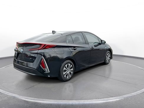 Used 2022 Toyota Prius Prime XLE FWD image 8