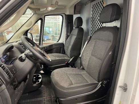 Used 2023 RAM ProMaster 2500 FWD image 22