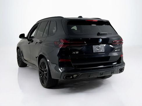 Used 2026 BMW X5 sDrive40i w/ M Sport Package RWD image 3