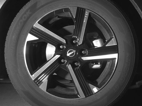 Used 2025 Nissan Sentra SV image 13