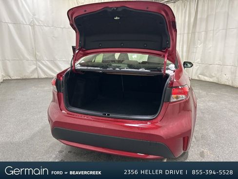 Used 2022 Toyota Corolla LE image 14